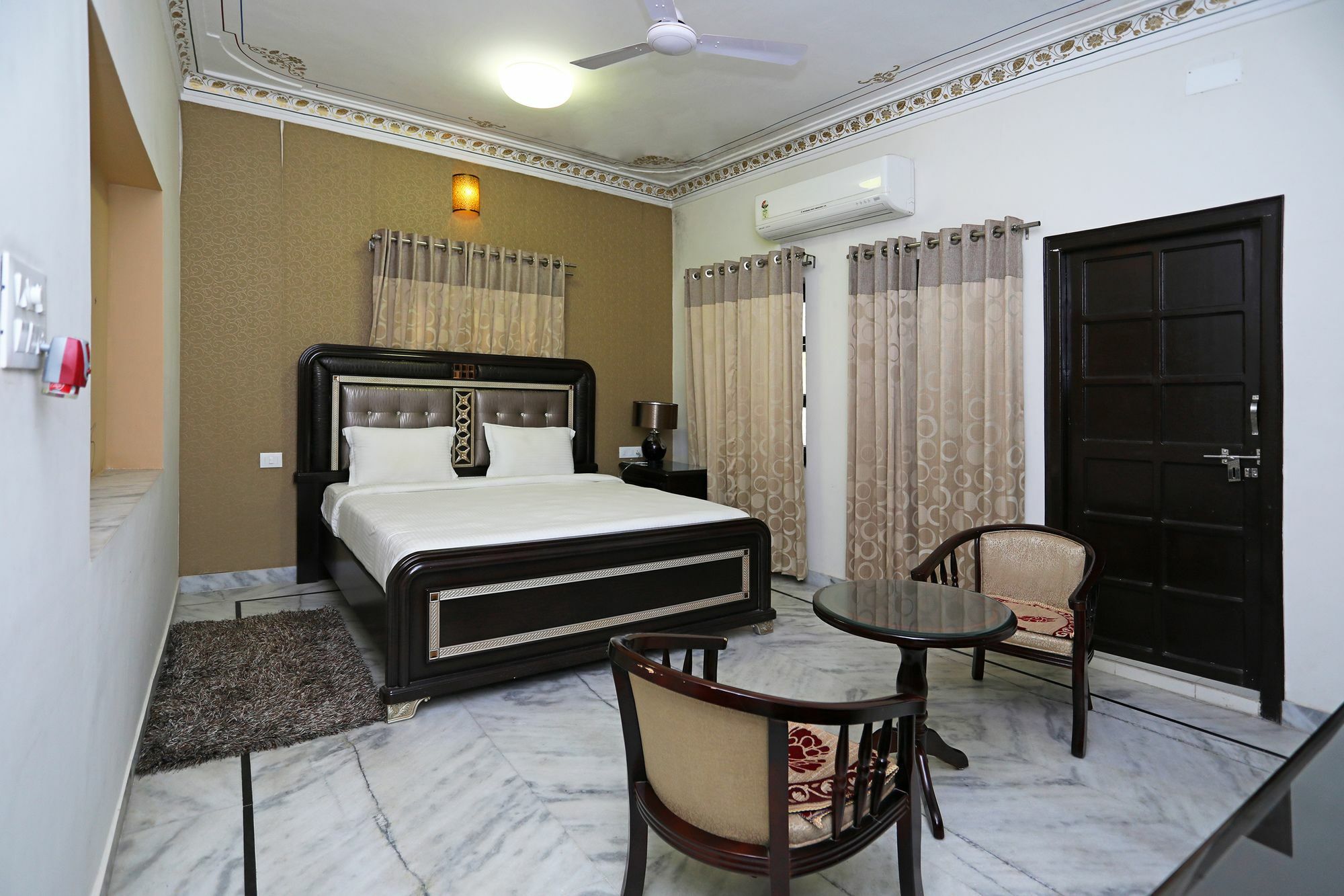 אודייפור Oyo Home Heritage Near City Palace מראה חיצוני תמונה